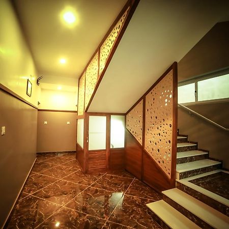 Icon Residency Hotel Kalpetta Bagian luar foto
