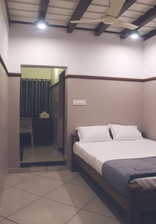 Icon Residency Hotel Kalpetta Ruang foto