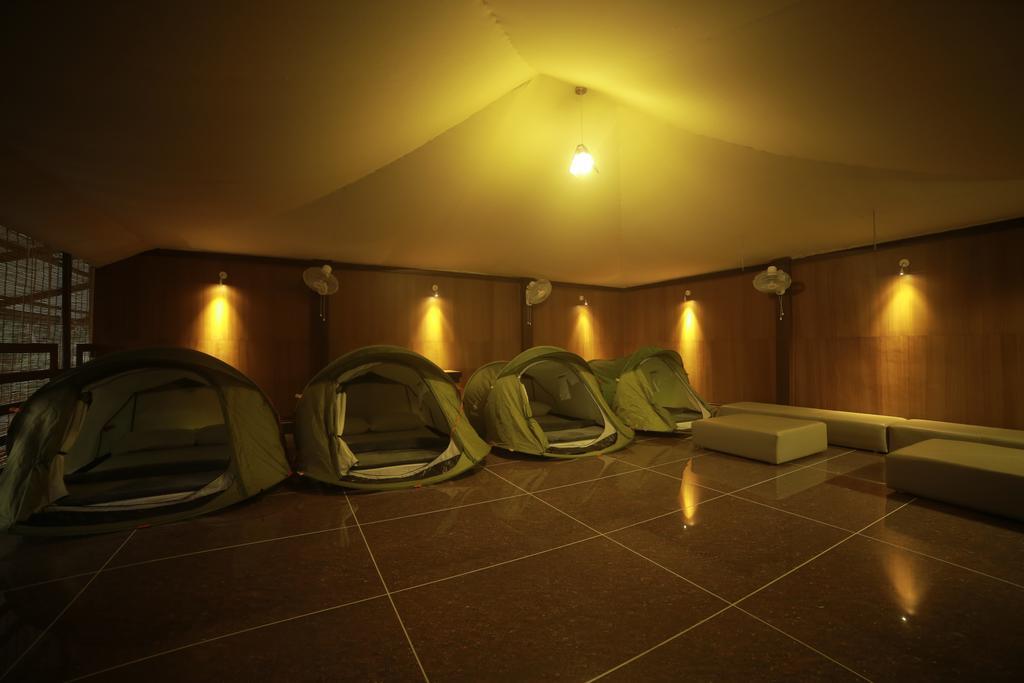 Icon Residency Hotel Kalpetta Bagian luar foto