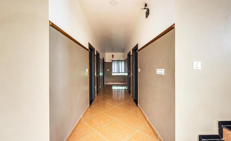Icon Residency Hotel Kalpetta Bagian luar foto