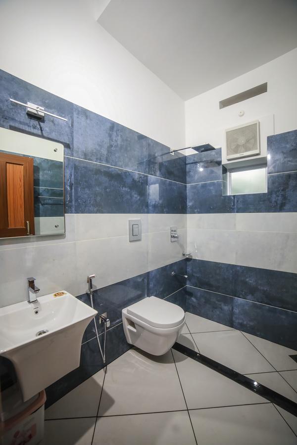 Icon Residency Hotel Kalpetta Bagian luar foto